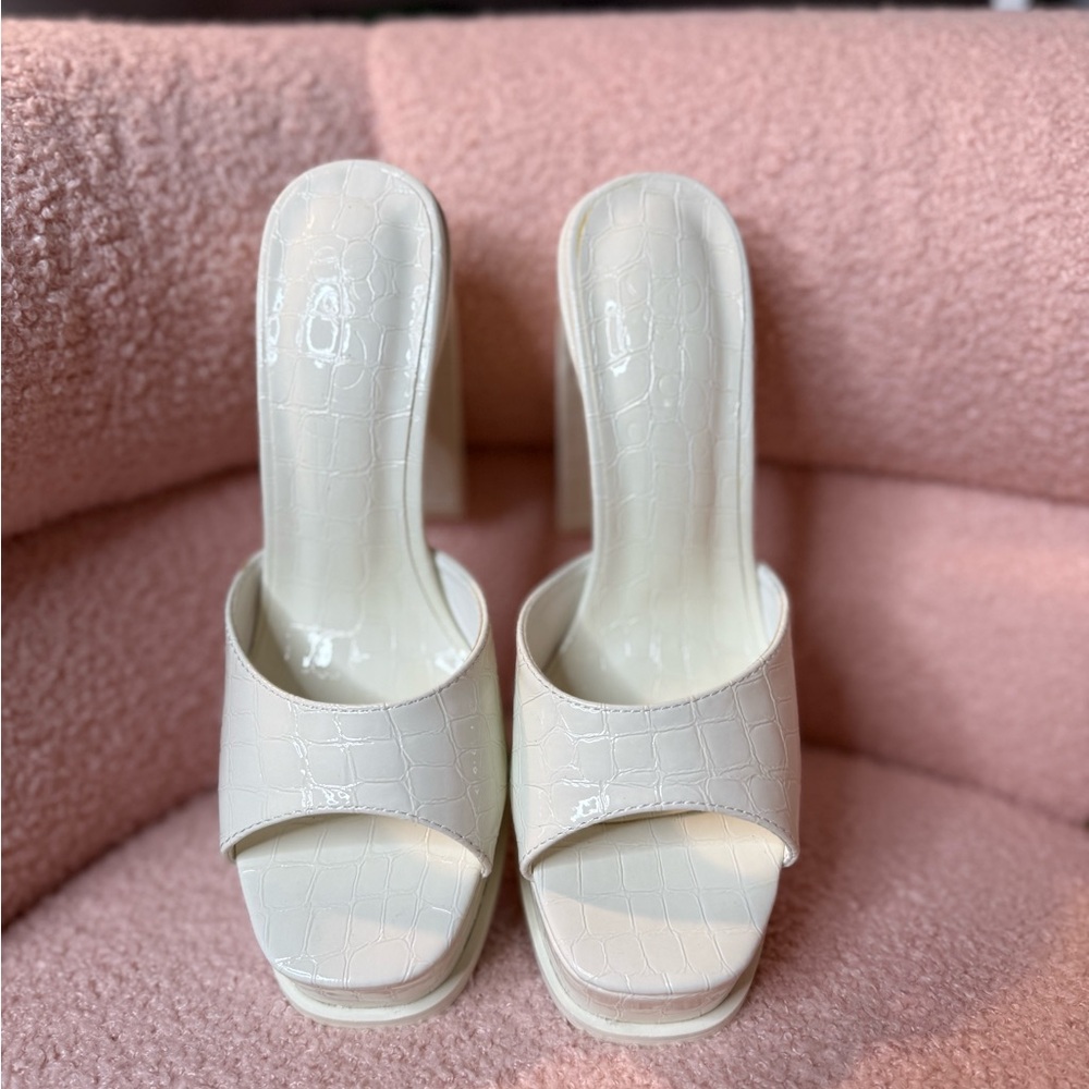 Elegant Cream Women's Heels